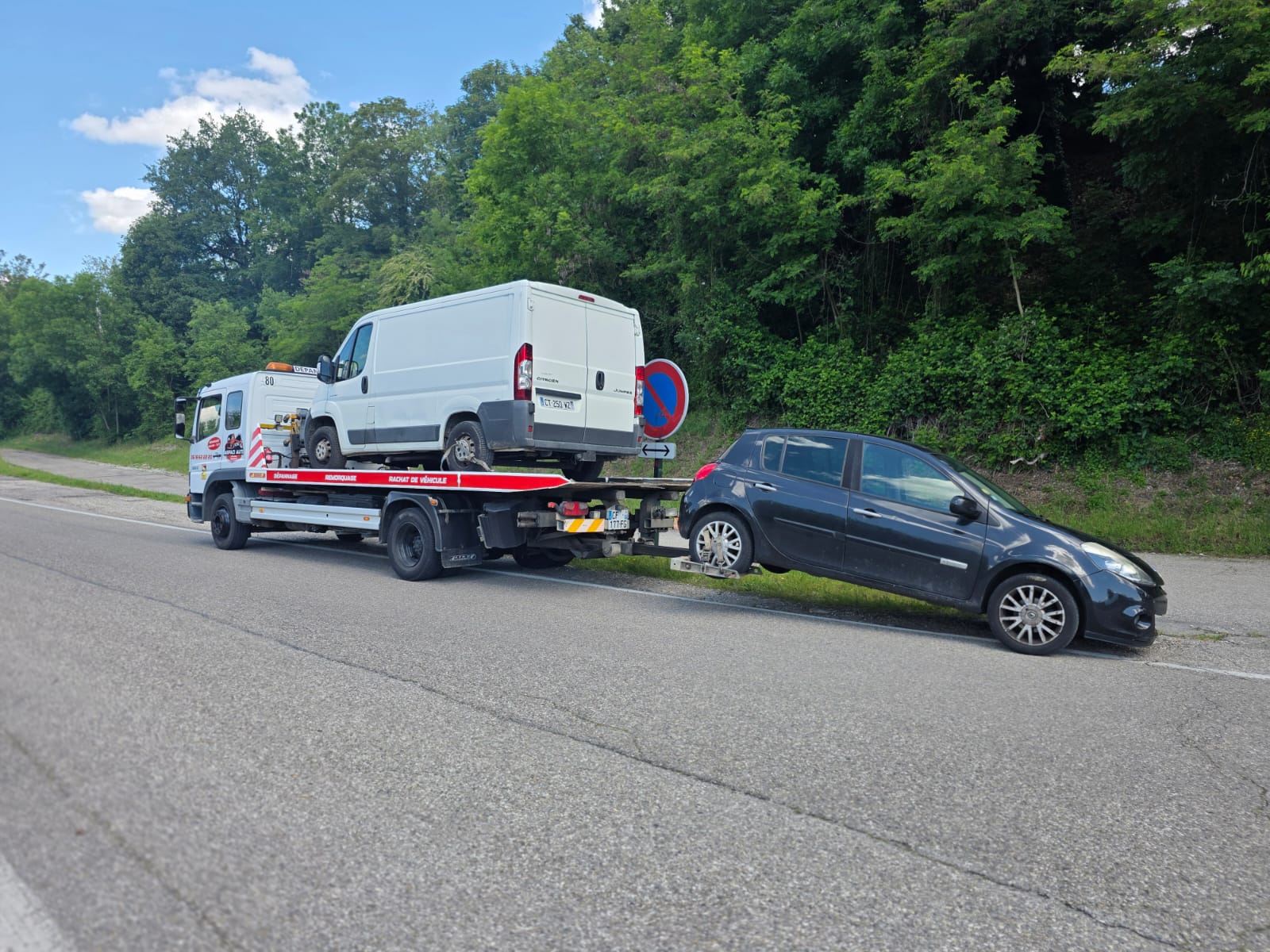 Double transport — utilitaire Citroën Jumper et Renault Clio