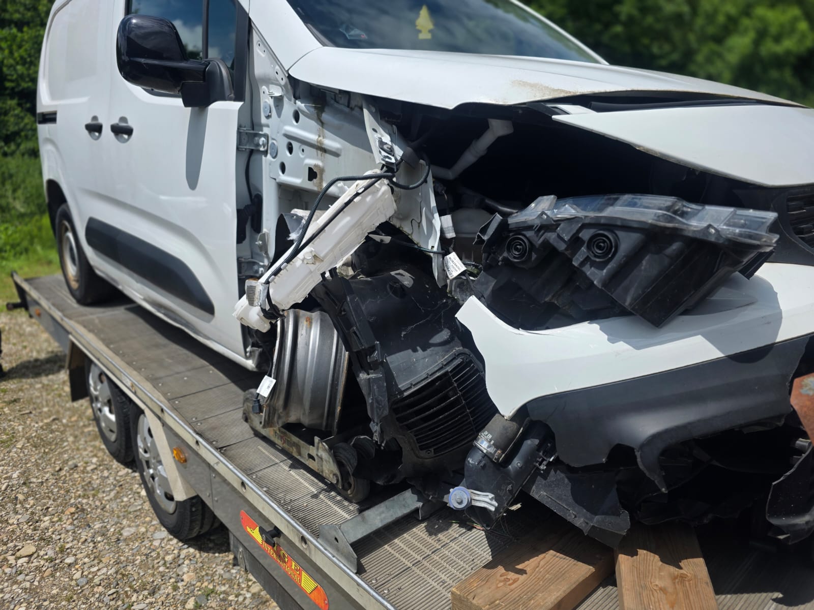 Prise en charge d'un utilitaire accidenté Peugeot Partner